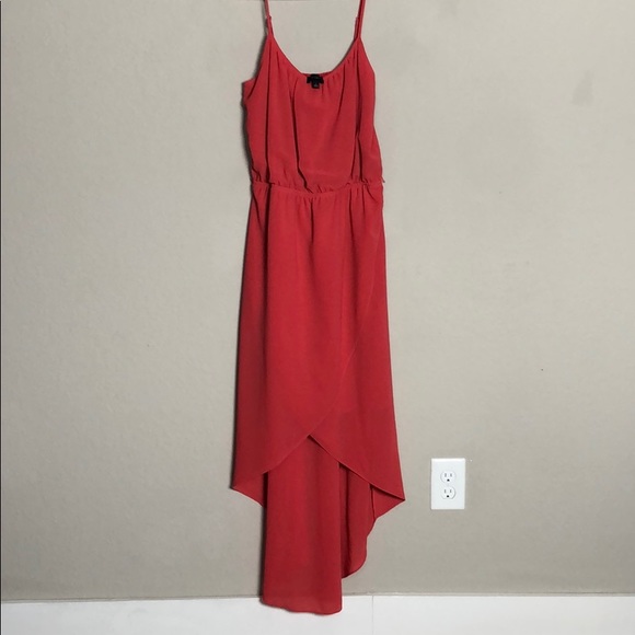 The Limited - Picture 4 of 8